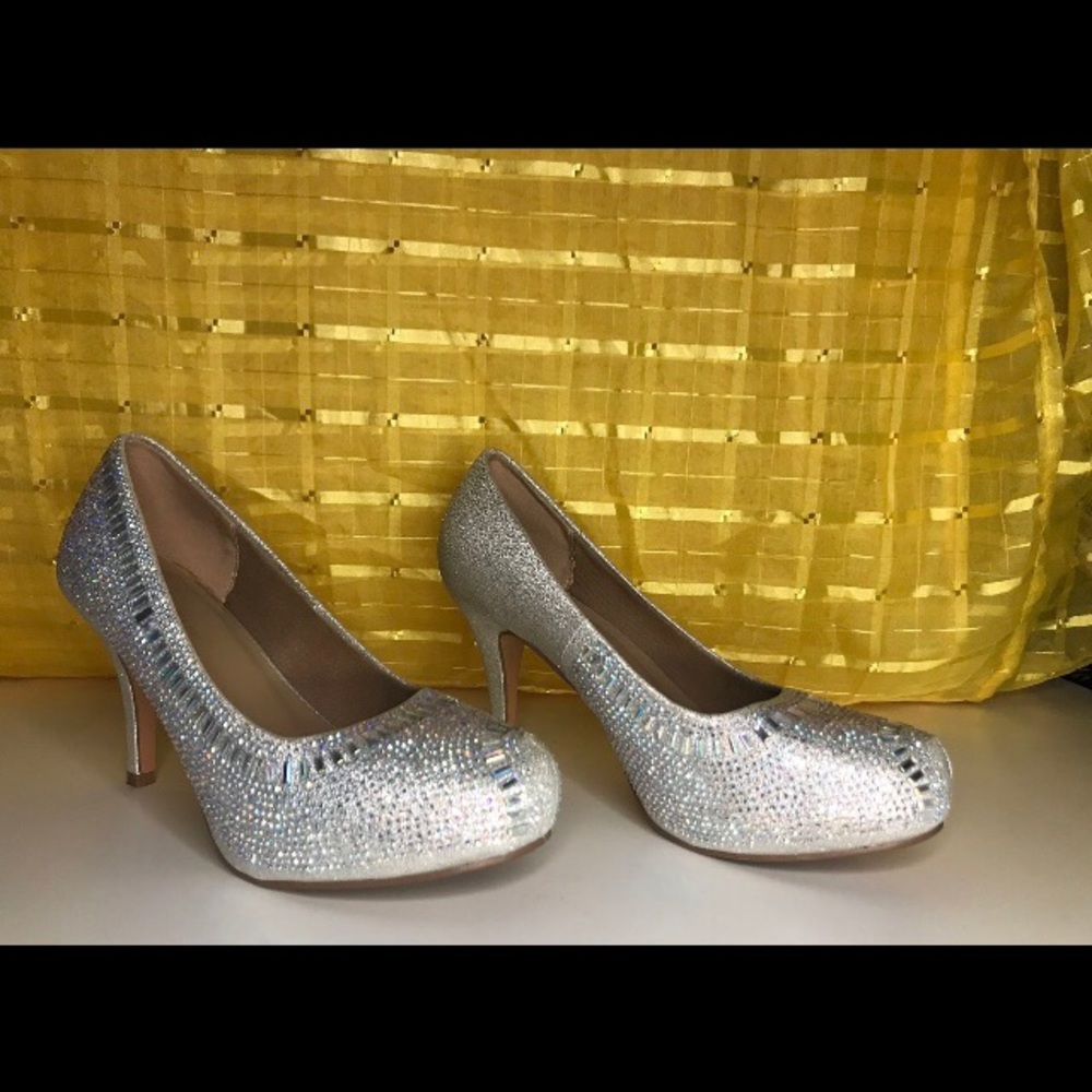Silver Diamonds - Picture 5 of 5